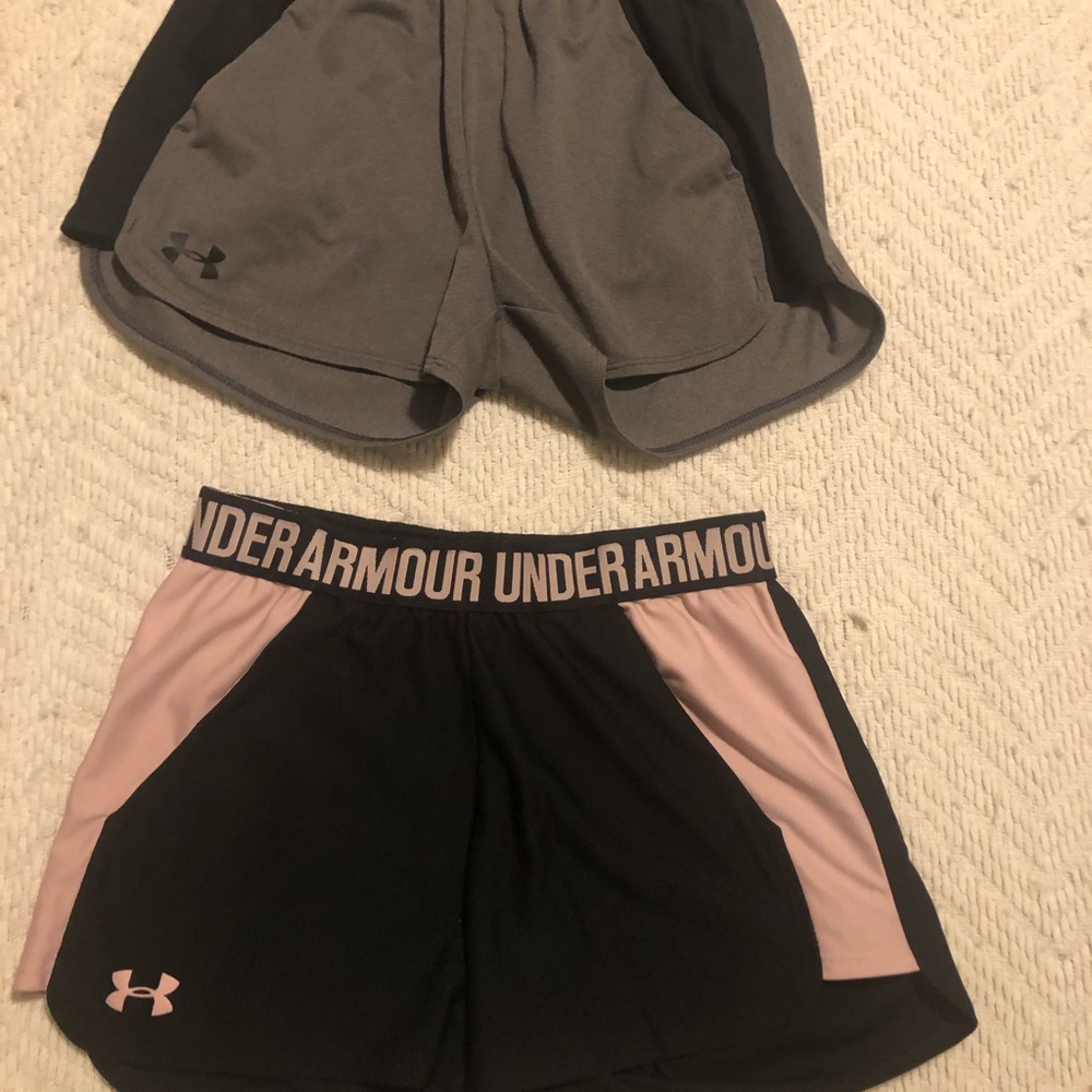 2 Under Amour Loose Heat Gear Shorts